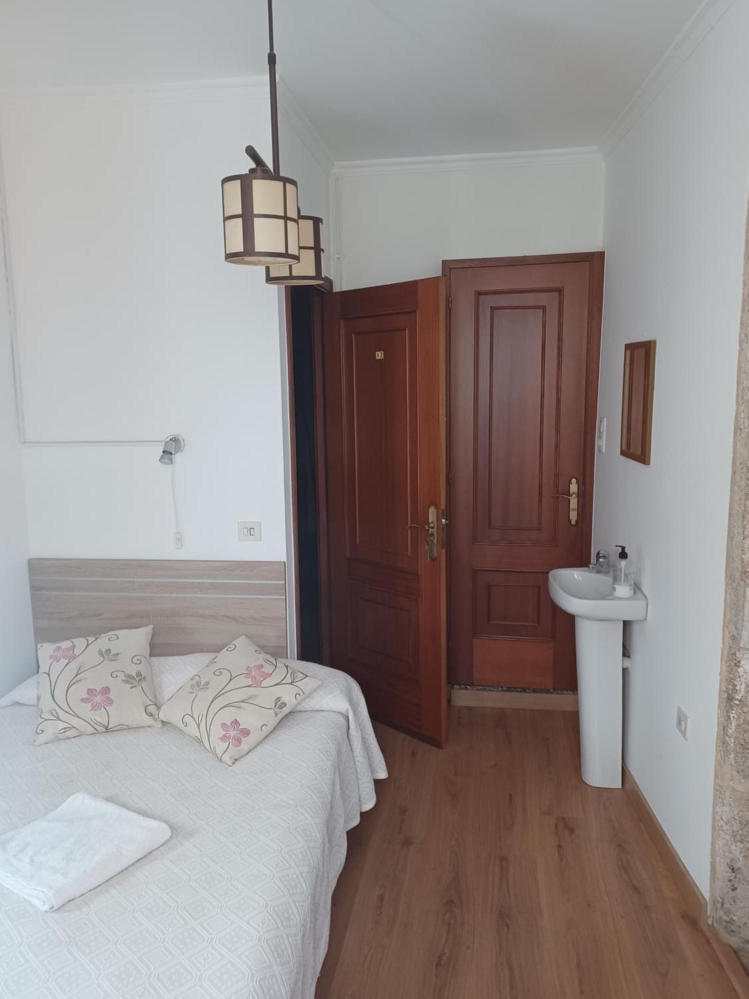 Hostal Forest Santiago de Compostela Room photo
