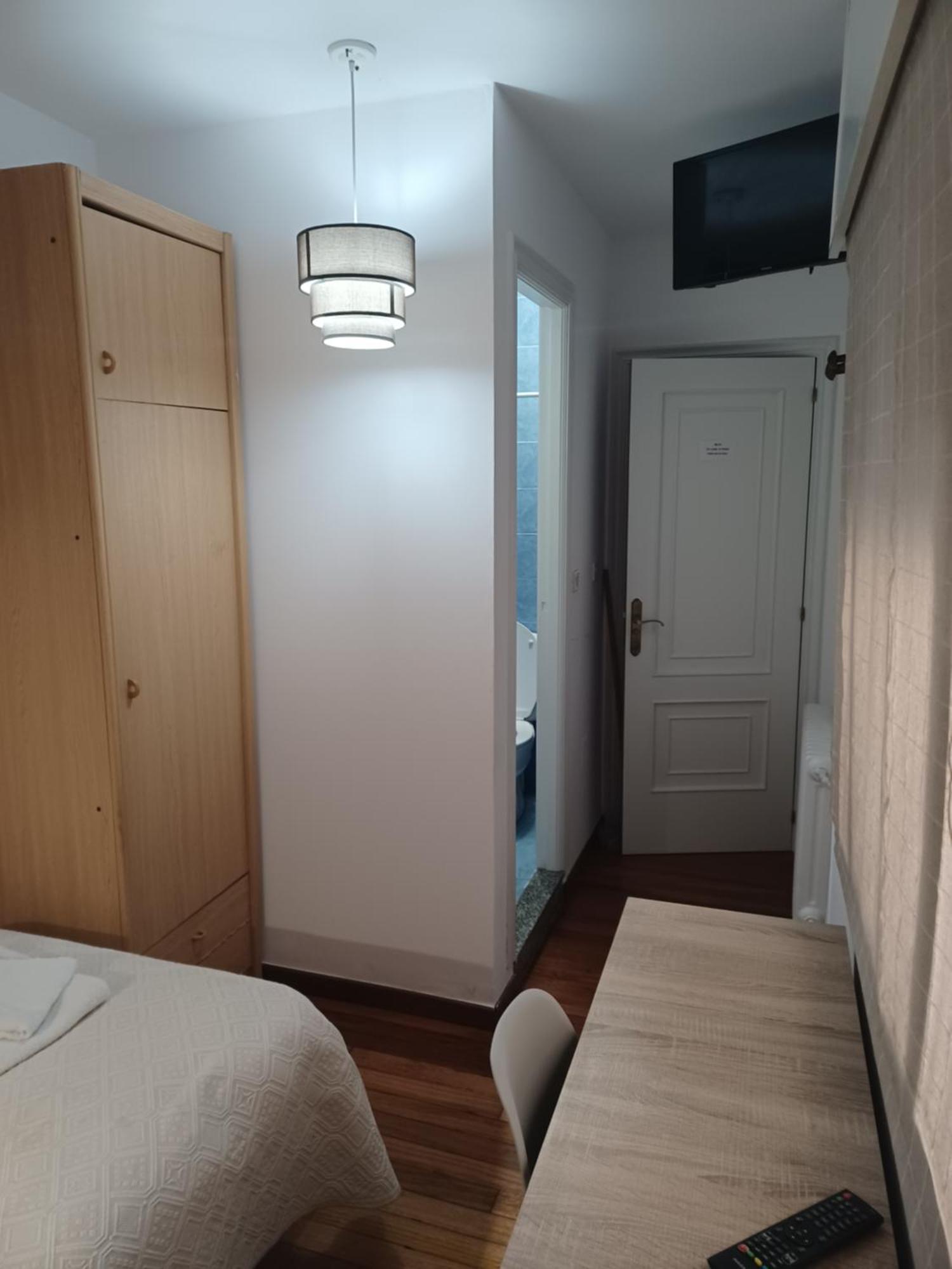 Hostal Forest Santiago de Compostela Room photo